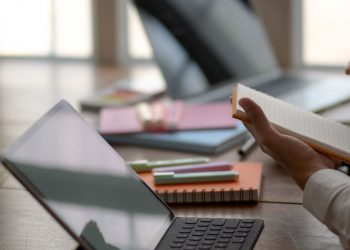 Come strutturare una tesi