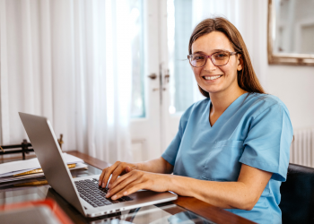 Laurea Magistrale in Scienze Infermieristiche e Ostetriche: Accesso, Cosa si studia, Struttura del corso e opportunità di lavoro