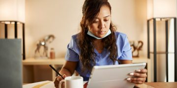 La libera professione infermieristica in Italia: vantaggi, limiti e difficoltà